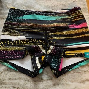 WODBOTTOM Booty shorts